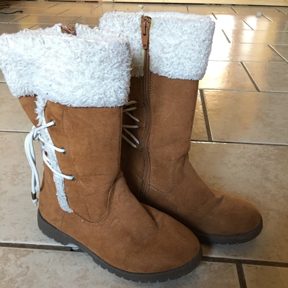 Boots - Picture 1 of 5